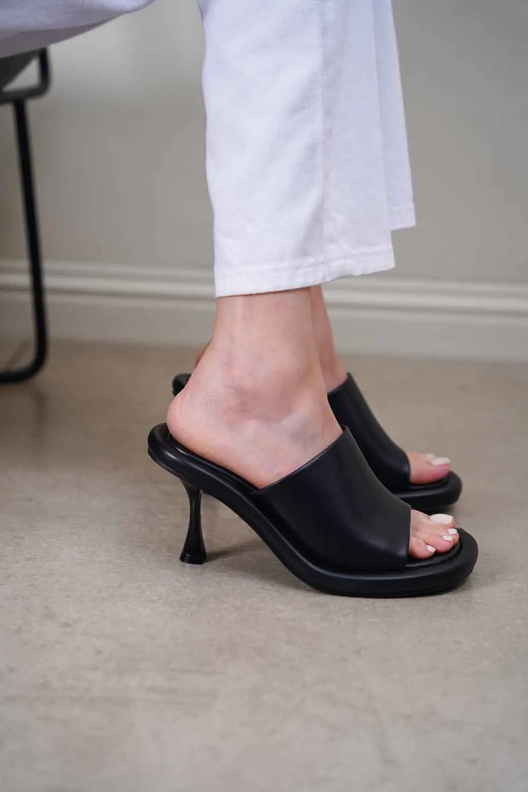 BUMPER HEELED SLIDE